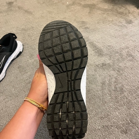 - Women’s Nike crater running shoes - Picture 5 of 12